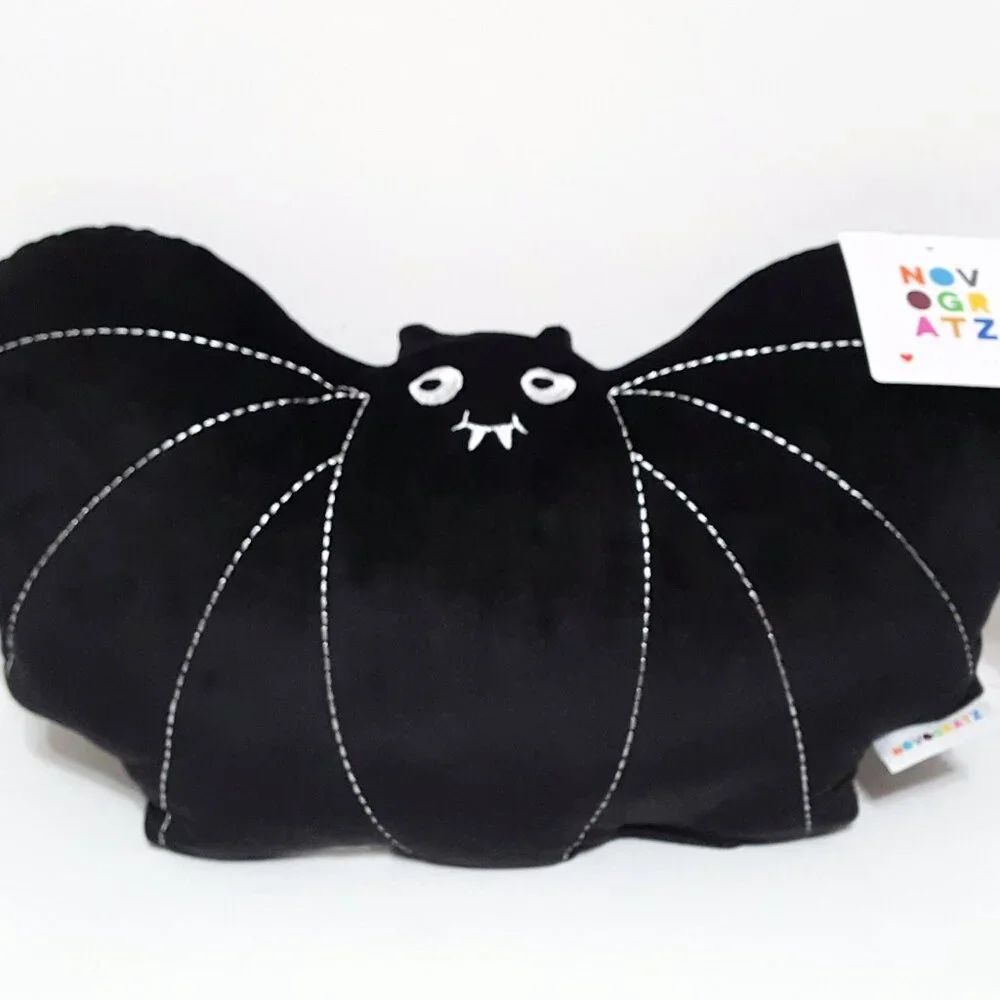 NEW RARE NOVOGRATZ Velvet Halloween Bat Pillow 12x22